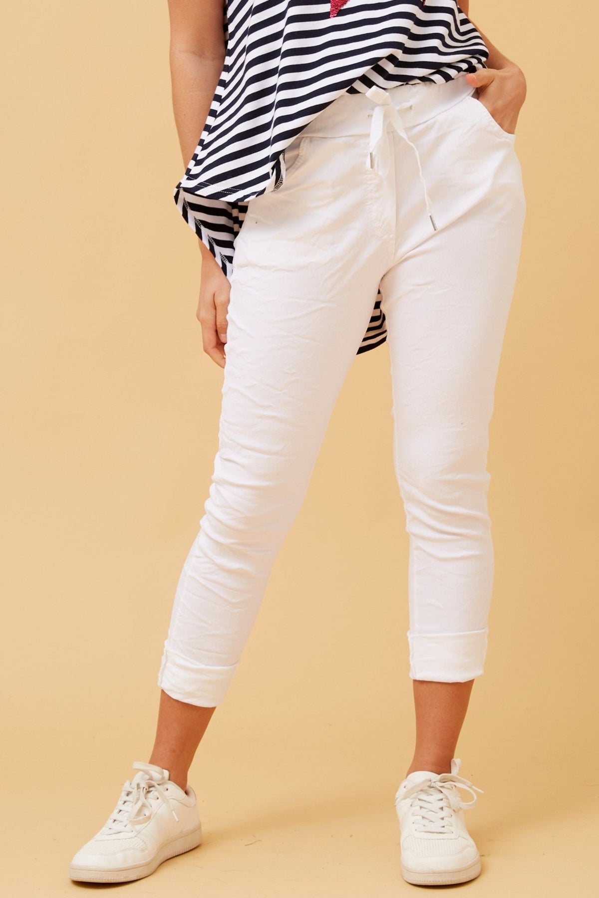 BOTTEGA MODA_STRETCH VISCOSE TIE WAIST JOGGER WHITE _ STRETCH VISCOSE TIE WAIST JOGGER WHITE _ Ebony Boutique NZ