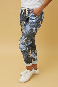 BOTTEGA MODA_TROPICAL LEAF PRINT VISCOSE JOGGER PANT _ TROPICAL LEAF PRINT VISCOSE JOGGER PANT _ Ebony Boutique NZ