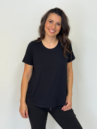 CAROLINE MORGAN_SHORT SLEEVE CURVED HEM BAMBOO TSHIRT _ SHORT SLEEVE CURVED HEM BAMBOO TSHIRT _ Ebony Boutique NZ