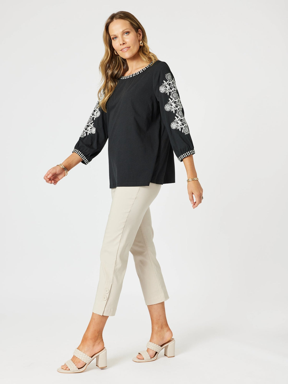 CLARITY_JACKIE EMBROIDERED TEE BLACK/WHITE _ JACKIE EMBROIDERED TEE BLACK/WHITE _ Ebony Boutique NZ