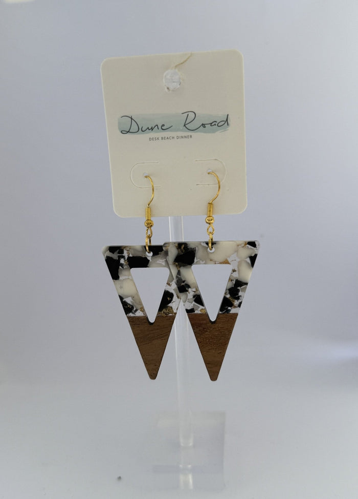 DUNE ROAD_BLACK/GOLD WOOD RESIN EARRINGS H _ BLACK/GOLD WOOD RESIN EARRINGS H _ Ebony Boutique NZ