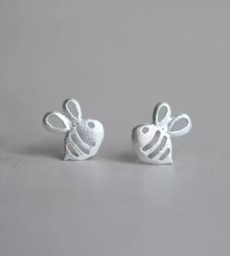 DUNE ROAD_BUZZY BEE SILVER EARRNGS STUD _ BUZZY BEE SILVER EARRNGS STUD _ Ebony Boutique NZ