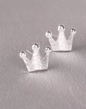 DUNE ROAD_CROWN SILVER EARRINGS STUD _ CROWN SILVER EARRINGS STUD _ Ebony Boutique NZ