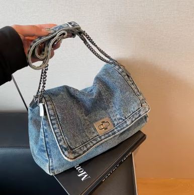 DUNE ROAD_DENIM BAG WITH CHAIN STRAP _ DENIM BAG WITH CHAIN STRAP _ Ebony Boutique NZ