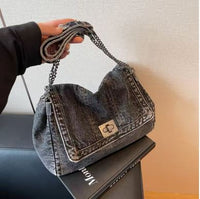 DUNE ROAD_DENIM BAG WITH CHAIN STRAP _ DENIM BAG WITH CHAIN STRAP _ Ebony Boutique NZ