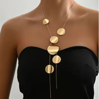 DUNE ROAD_GOLD CIRCLES NECKLACE _ GOLD CIRCLES NECKLACE _ Ebony Boutique NZ