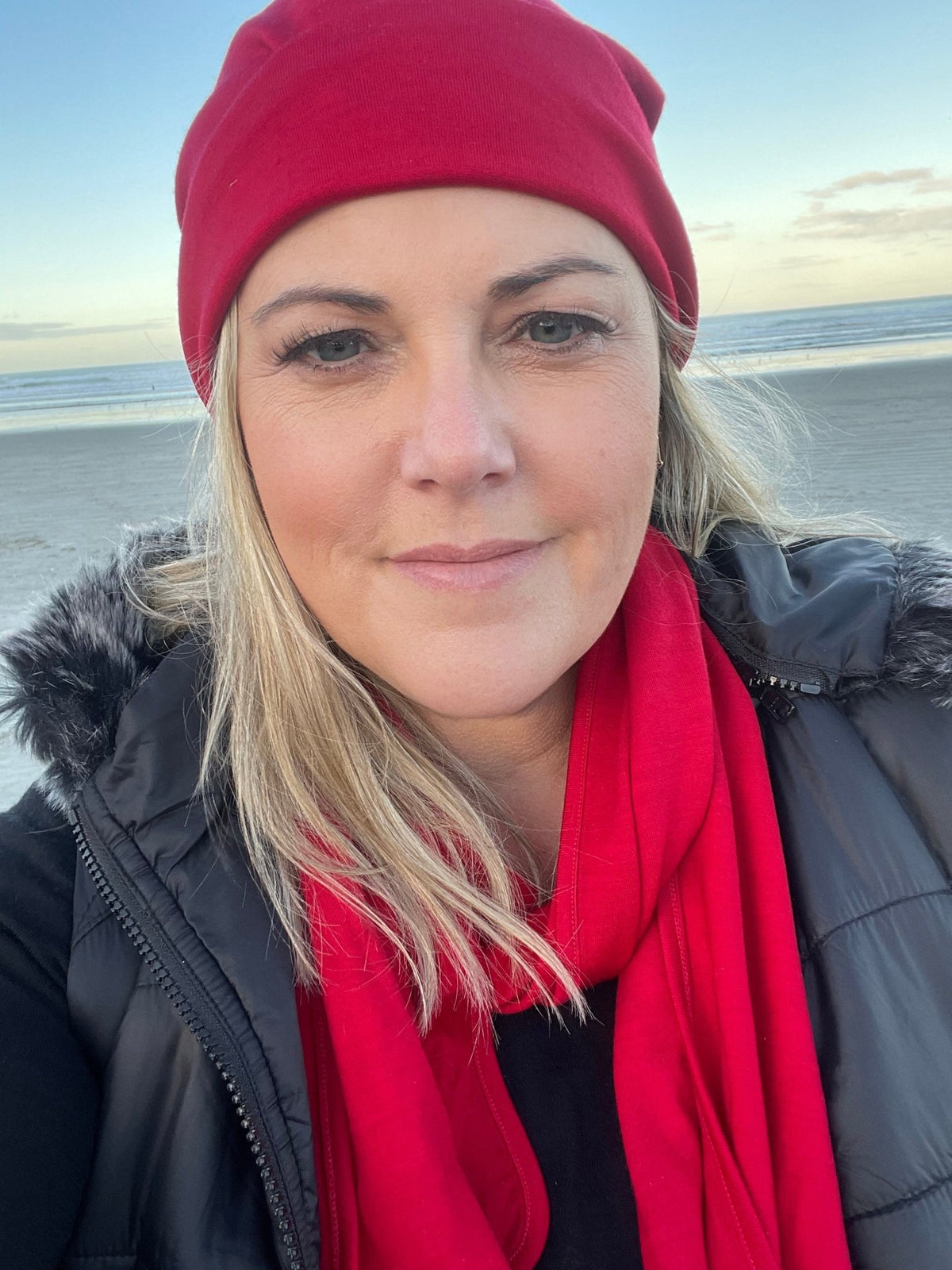EBONY_100% MERINO BEANIE CUFFED/SLOUCH RUBY _ 100% MERINO BEANIE CUFFED/SLOUCH RUBY _ Ebony Boutique NZ