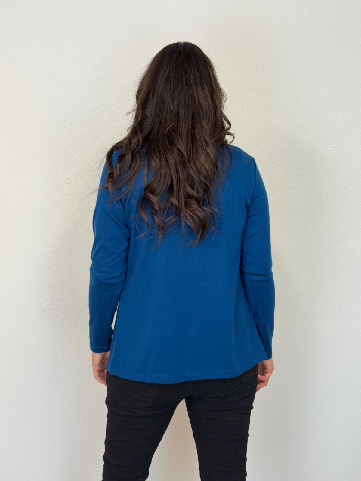 EBONY_MERINO MID LENGTH EDGE TO EDGE WOMENS CARDIGAN TWILIGHT _ MERINO MID LENGTH EDGE TO EDGE WOMENS CARDIGAN TWILIGHT _ Ebony Boutique NZ