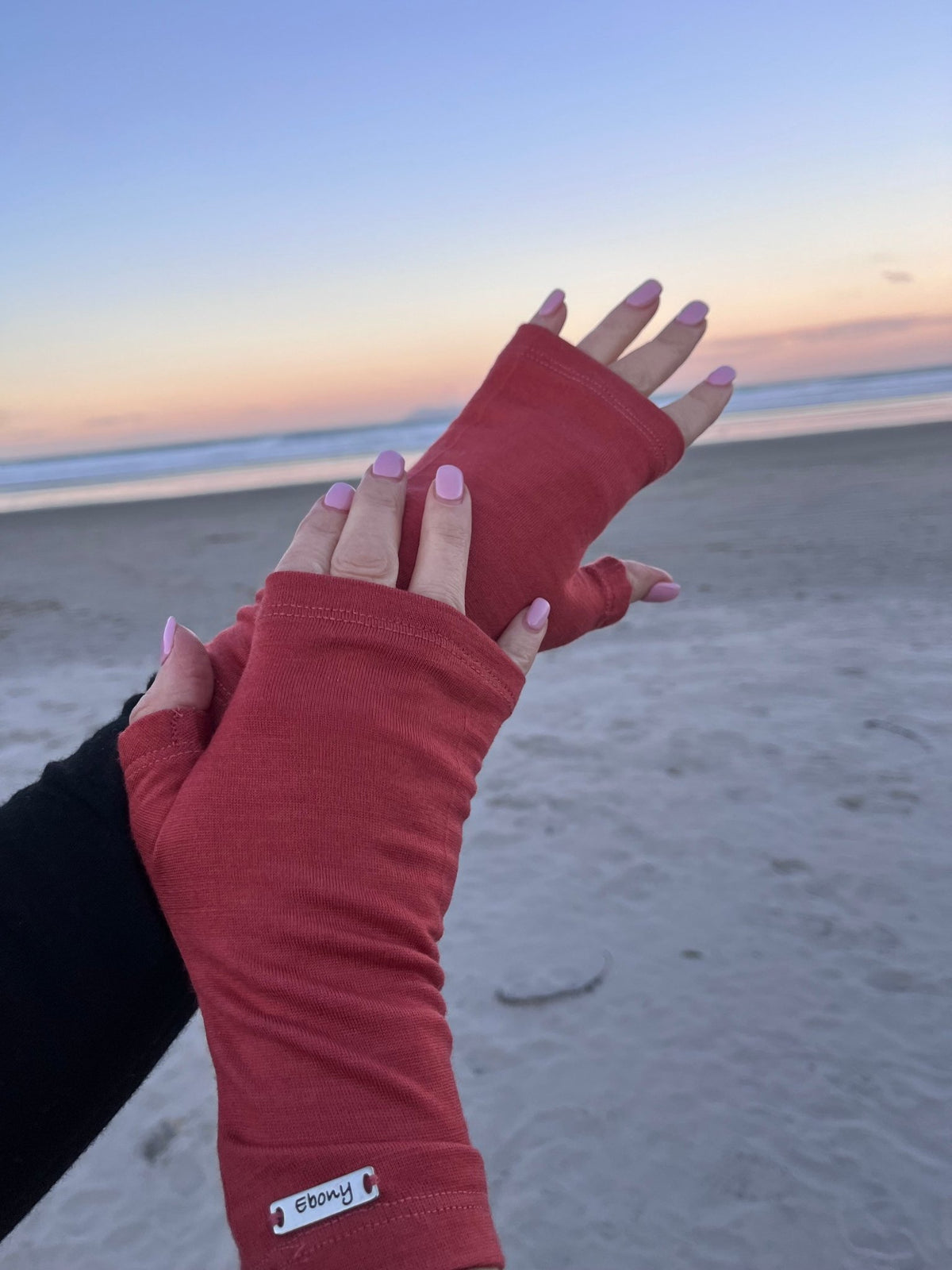 EBONY_MERINO WOOL FINGERLESS GLOVES BRICK _ MERINO WOOL FINGERLESS GLOVES BRICK _ Ebony Boutique NZ