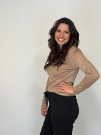 EBONY_WOMENS 100% MERINO (210) LONG SLEEVE CREW TOP SAND _ WOMENS 100% MERINO (210) LONG SLEEVE CREW TOP SAND _ Ebony Boutique NZ