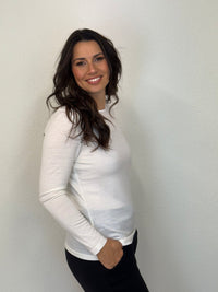 EBONY_WOMENS 100% MERINO (210) LONG SLEEVE SATIN CREW TOP IVORY EBAS503 _ WOMENS 100% MERINO (210) LONG SLEEVE SATIN CREW TOP IVORY EBAS503 _ Ebony Boutique NZ