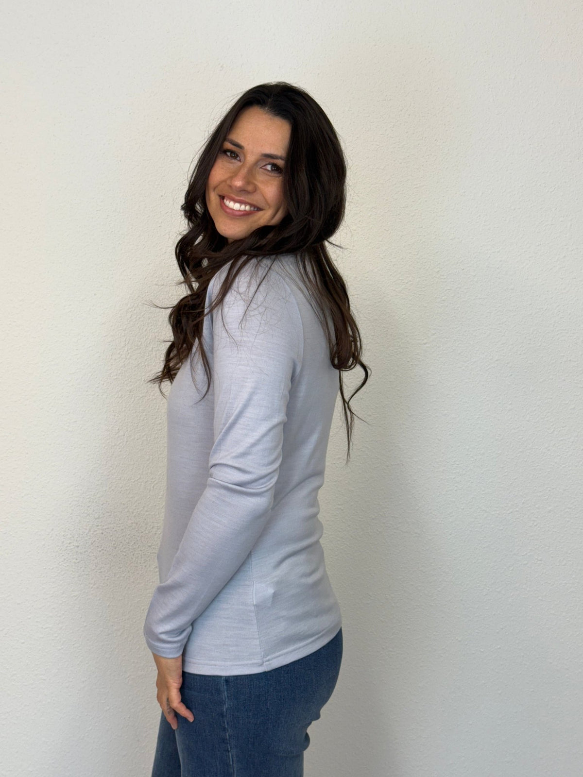 EBONY_WOMENS 100% MERINO (210) LONG SLEEVE SATIN CREW TOP STARLIGHT _ WOMENS 100% MERINO (210) LONG SLEEVE SATIN CREW TOP STARLIGHT _ Ebony Boutique NZ