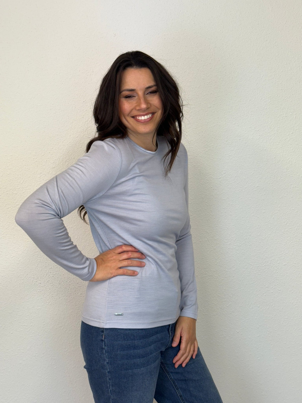 EBONY_WOMENS 100% MERINO (210) LONG SLEEVE SATIN CREW TOP STARLIGHT _ WOMENS 100% MERINO (210) LONG SLEEVE SATIN CREW TOP STARLIGHT _ Ebony Boutique NZ