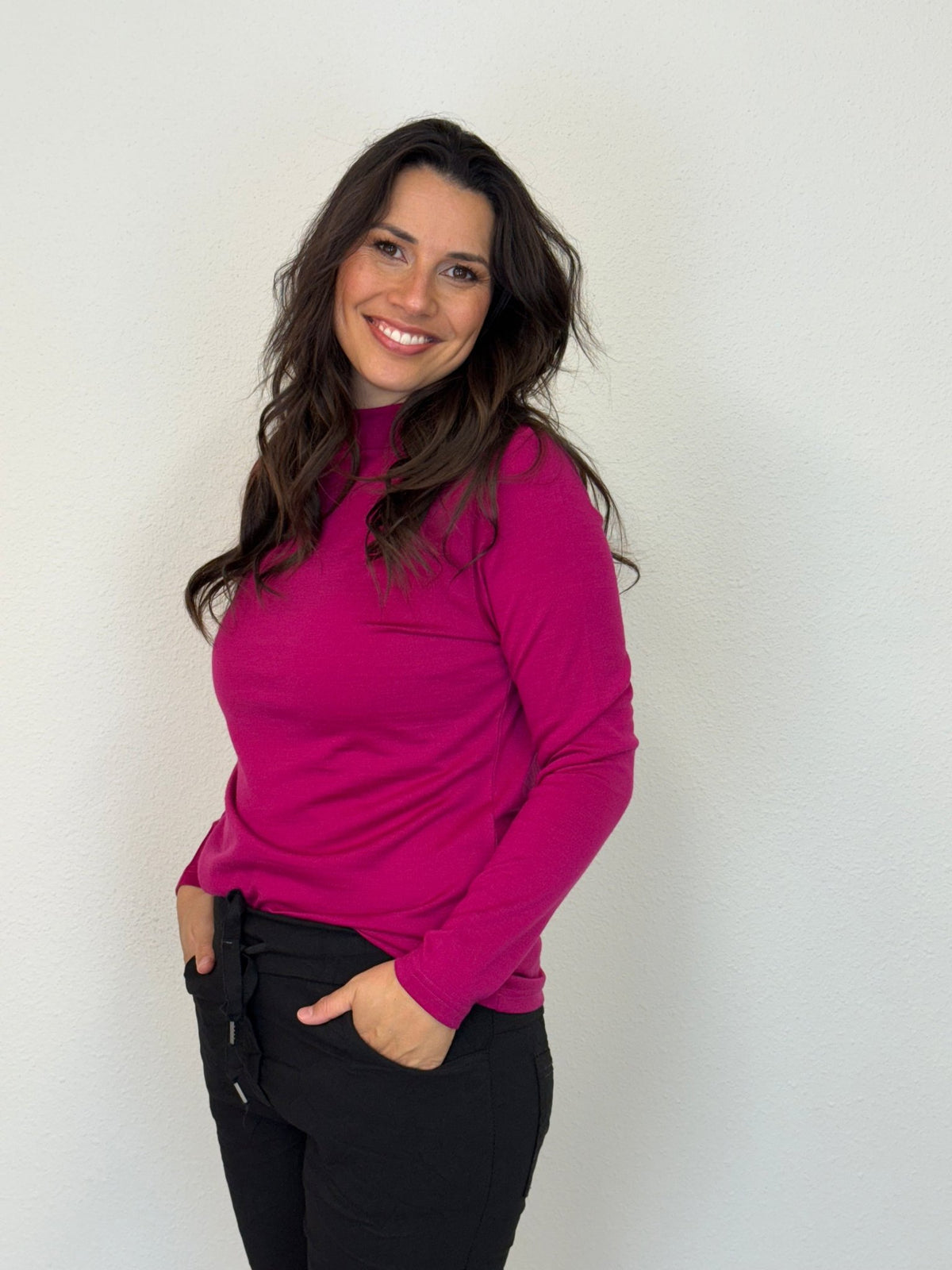 EBONY_WOMENS 100% MERINO (210) LONG SLEEVE TURTLE NECK JUMPER RASPBERRY EBAS504 _ WOMENS 100% MERINO (210) LONG SLEEVE TURTLE NECK JUMPER RASPBERRY EBAS504 _ Ebony Boutique NZ