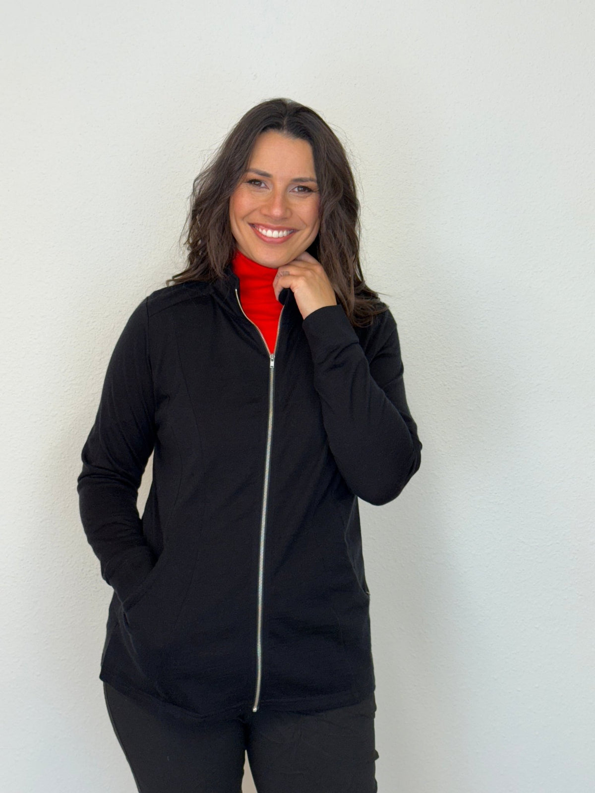 EBONY_WOMENS MERINO JACKET 100% WOOLLEN CURVED PANELS LONG SLEEVES BLACK _ WOMENS MERINO JACKET 100% WOOLLEN CURVED PANELS LONG SLEEVES BLACK _ Ebony Boutique NZ