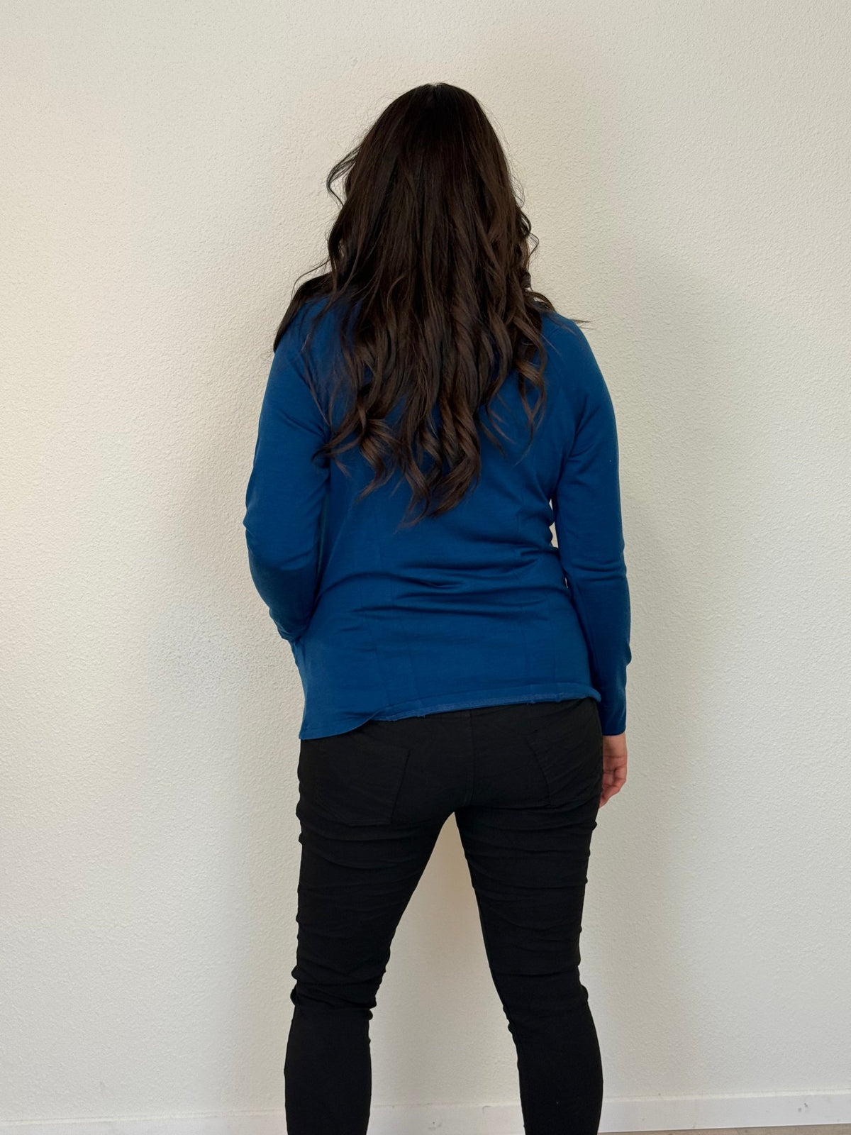 EBONY_WOMENS MERINO JACKET 100% WOOLLEN CURVED PANELS LONG SLEEVES TWILIGHT _ WOMENS MERINO JACKET 100% WOOLLEN CURVED PANELS LONG SLEEVES TWILIGHT _ Ebony Boutique NZ