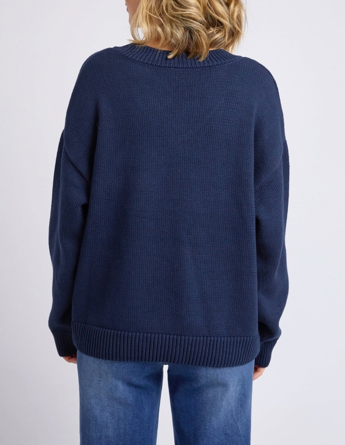 ELM_HARPER VEE NECK _ HARPER VEE NECK _ Ebony Boutique NZ