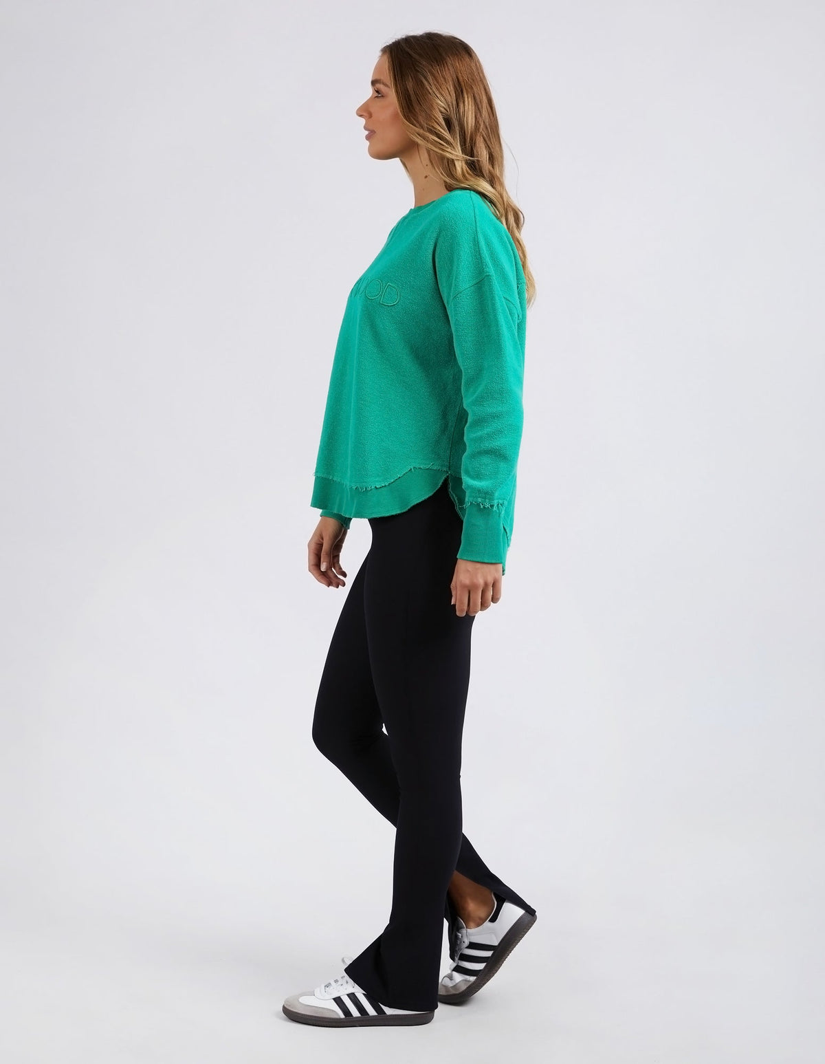 FOXWOOD_COZY SIMPLIFIED CREW _ COZY SIMPLIFIED CREW _ Ebony Boutique NZ