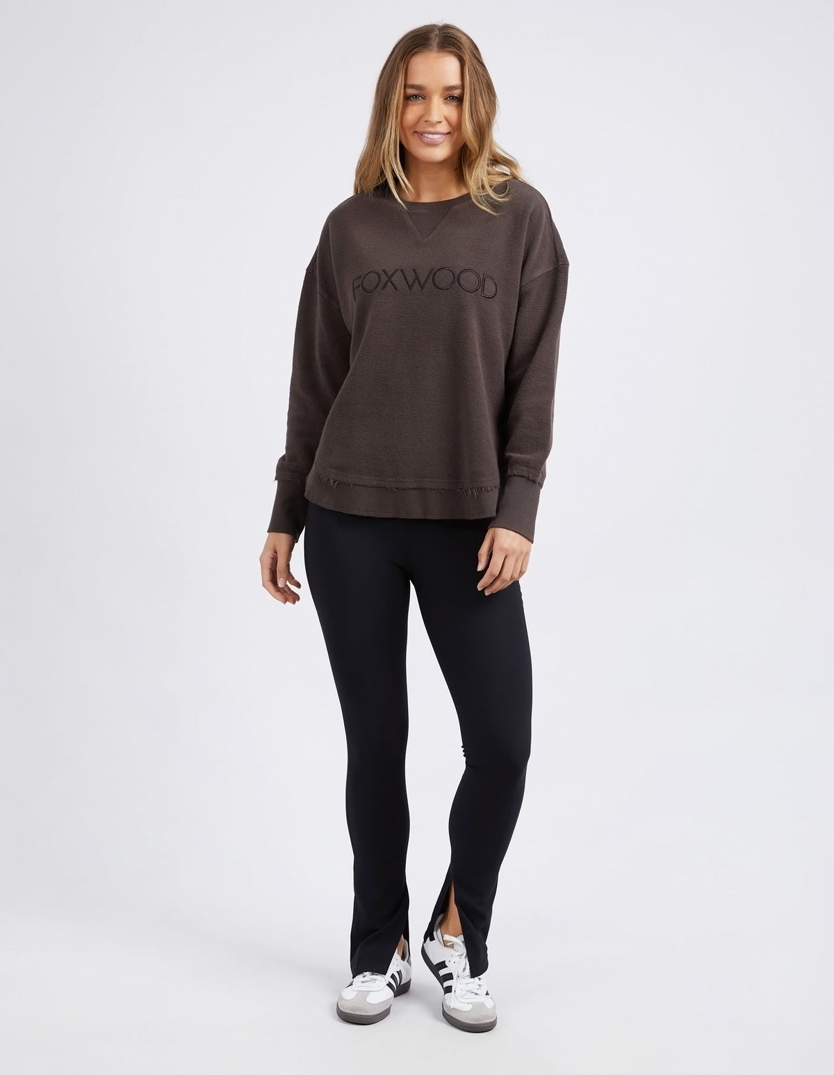 FOXWOOD_COZY SIMPLIFIED CREW _ COZY SIMPLIFIED CREW _ Ebony Boutique NZ