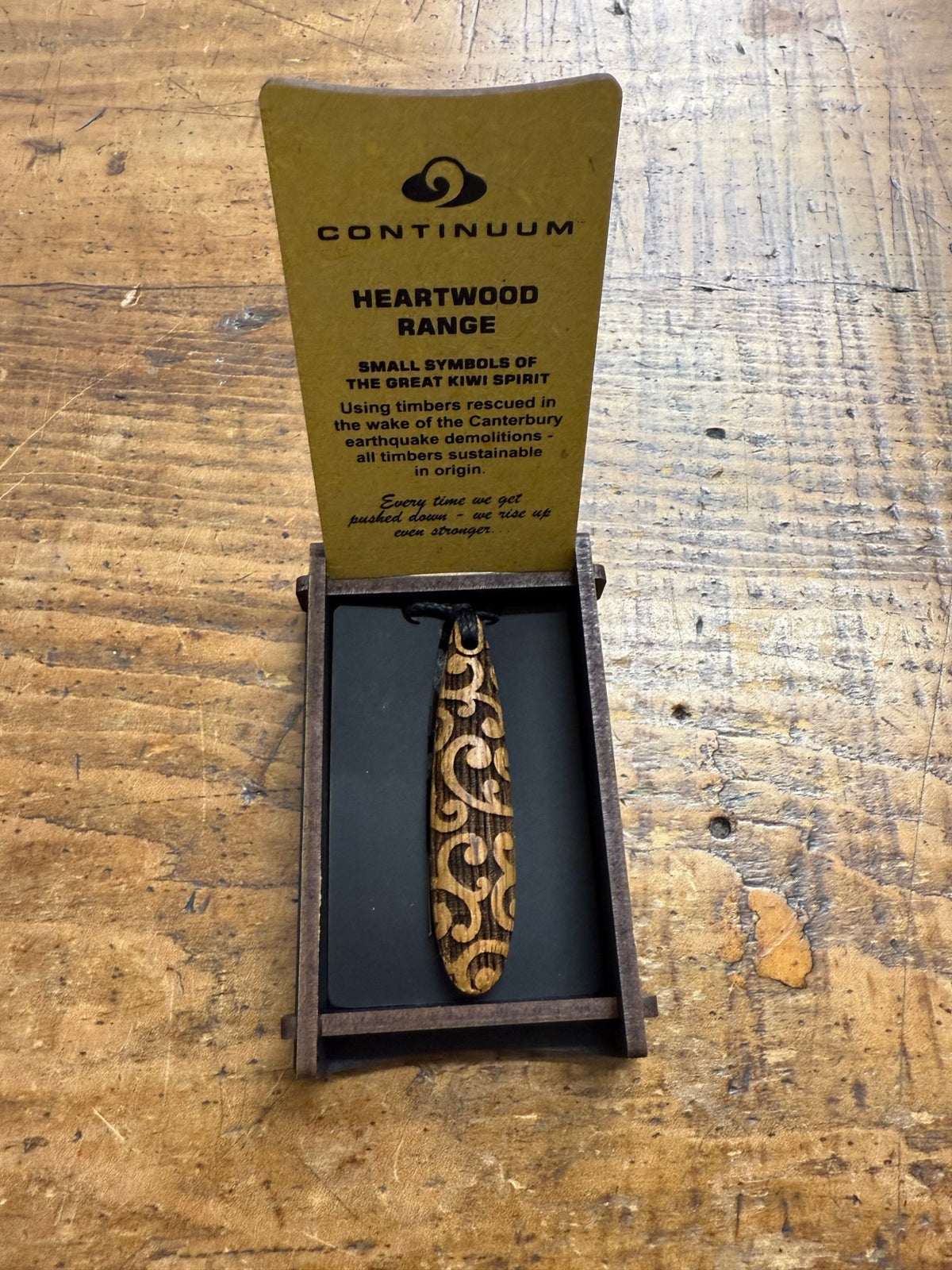 HEARTWOOD_ROIMATA TEARDROP PENDANT WOOD _ ROIMATA TEARDROP PENDANT WOOD _ Ebony Boutique NZ
