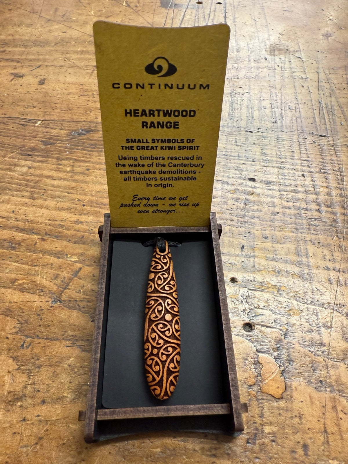 HEARTWOOD_ROIMATA TEARDROP PENDANT WOOD _ ROIMATA TEARDROP PENDANT WOOD _ Ebony Boutique NZ