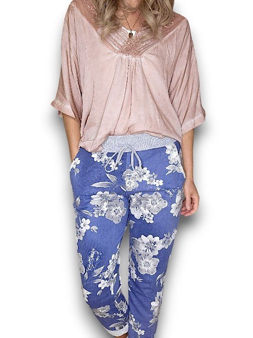 HELGA MAY_CORNELIA COTTON JOGGER JERSEY WAIST SHADES ROSE DENIM _ CORNELIA COTTON JOGGER JERSEY WAIST SHADES ROSE DENIM _ Ebony Boutique NZ