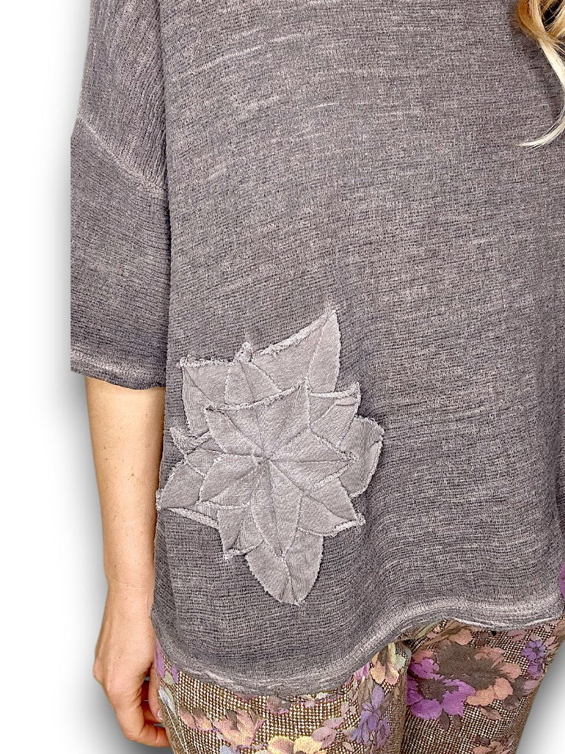HELGA MAY_COTTON STARFISH TEE TRUFFLE _ COTTON STARFISH TEE TRUFFLE _ Ebony Boutique NZ