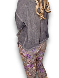 HELGA MAY_COTTON STARFISH TEE TRUFFLE _ COTTON STARFISH TEE TRUFFLE _ Ebony Boutique NZ