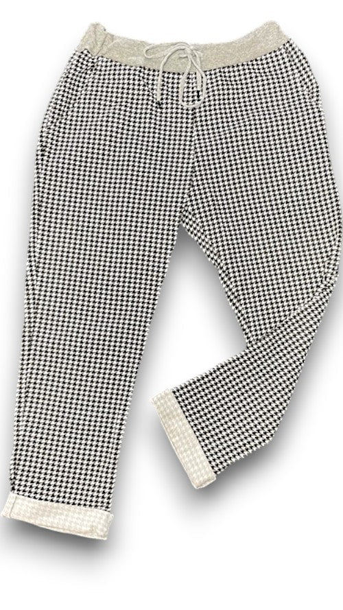 HELGA MAY_HOUNDTOOTH JOGGER _ HOUNDTOOTH JOGGER _ Ebony Boutique NZ