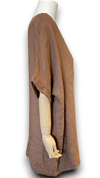 HELGA MAY_LINEN TEE WITH COCONUT BUTTON DETAIL DARK COFFEE _ LINEN TEE WITH COCONUT BUTTON DETAIL DARK COFFEE _ Ebony Boutique NZ