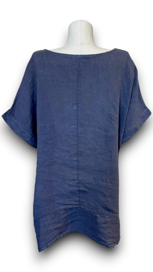 HELGA MAY_LINEN TEE WITH COCONUT BUTTON DETAIL NAVY _ LINEN TEE WITH COCONUT BUTTON DETAIL NAVY _ Ebony Boutique NZ