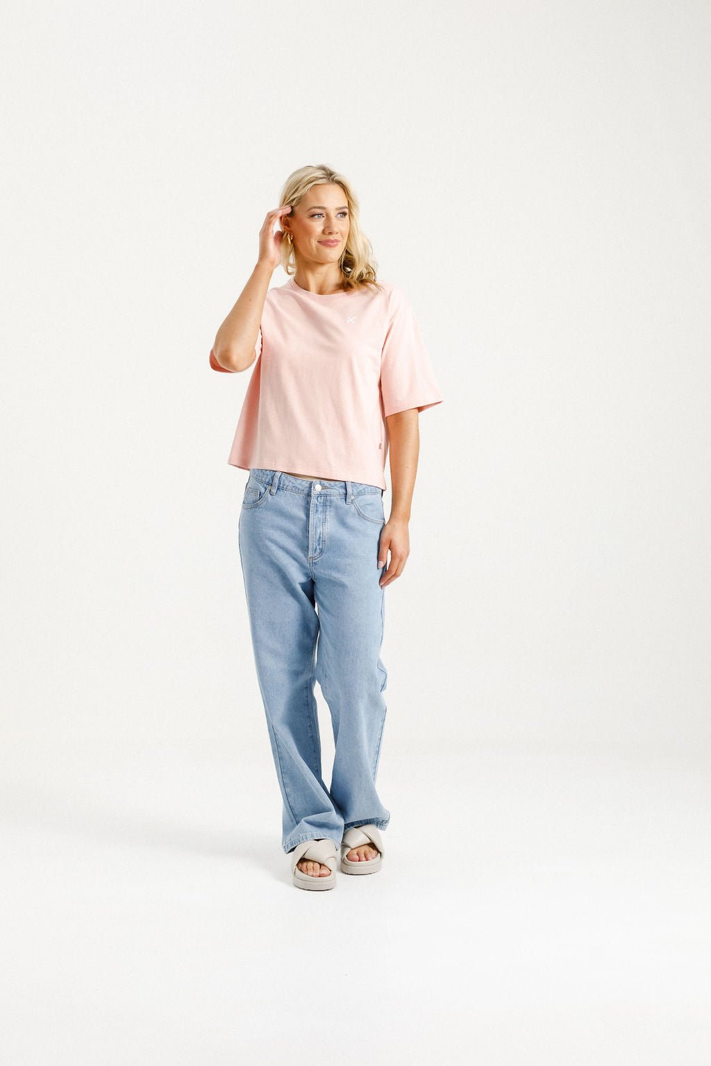 HOME LEE_BECKY TEE BLOSSOM _ BECKY TEE BLOSSOM _ Ebony Boutique NZ