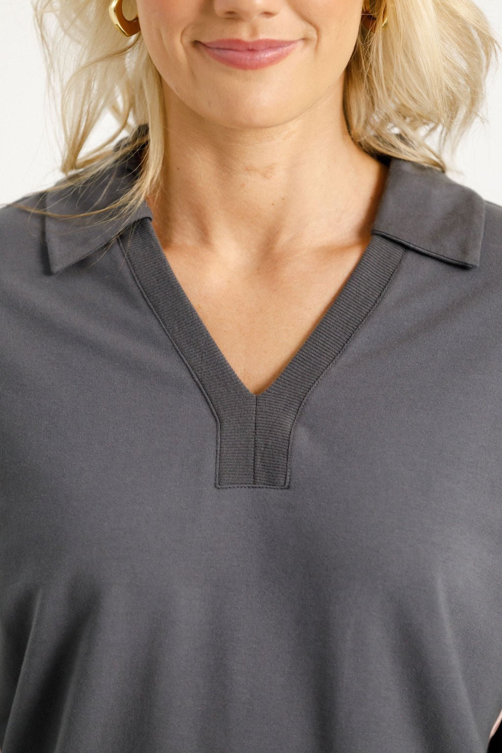 HOME LEE_CAMILLA COLLAR CREW GRAPHITE WITH BLOSSOM VELVET RIBBON _ CAMILLA COLLAR CREW GRAPHITE WITH BLOSSOM VELVET RIBBON _ Ebony Boutique NZ