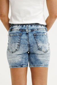 HOME - LEE_OCEAN SHORTS - SNOW WASH _ OCEAN SHORTS - SNOW WASH _ Ebony Boutique NZ