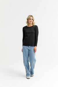 HOME LEE_TAYLOR TEE LONG SLEEVE _ TAYLOR TEE LONG SLEEVE _ Ebony Boutique NZ