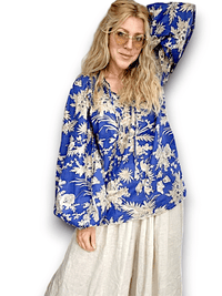 IDA IVY_IDA IVY POUF SLEEVE TUNIC PALM PORCELAIN BLUE _ IDA IVY POUF SLEEVE TUNIC PALM PORCELAIN BLUE _ Ebony Boutique NZ