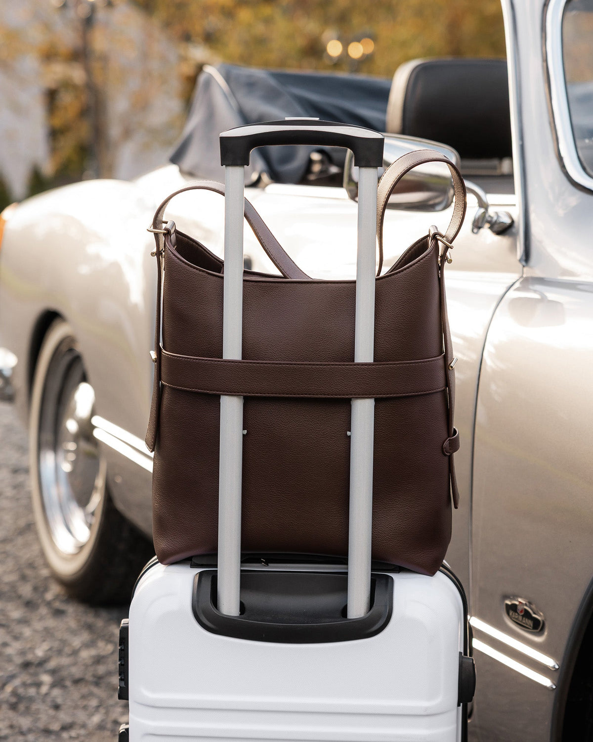 LOUENHIDE_AUDREY BUCKET BAG CHOCOLATE _ AUDREY BUCKET BAG CHOCOLATE _ Ebony Boutique NZ