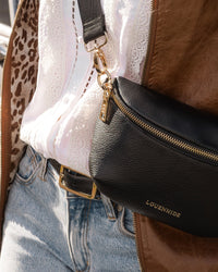 LOUENHIDE_AUSTIN SLING BAG BLACK _ AUSTIN SLING BAG BLACK _ Ebony Boutique NZ