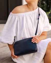 LOUENHIDE_BABY DAISY CROSSBODY BAG NAVY _ BABY DAISY CROSSBODY BAG NAVY _ Ebony Boutique NZ