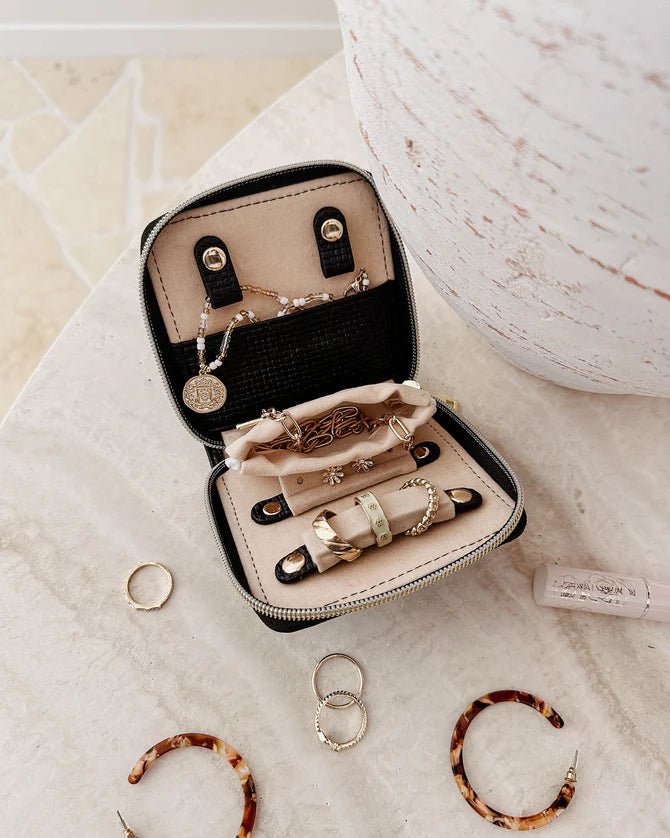 LOUENHIDE_JUNIPER JEWELLERY CASE BLACK _ JUNIPER JEWELLERY CASE BLACK _ Ebony Boutique NZ