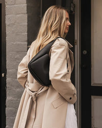 LOUENHIDE_KENDALL SHOULDER BAG BLACK _ KENDALL SHOULDER BAG BLACK _ Ebony Boutique NZ