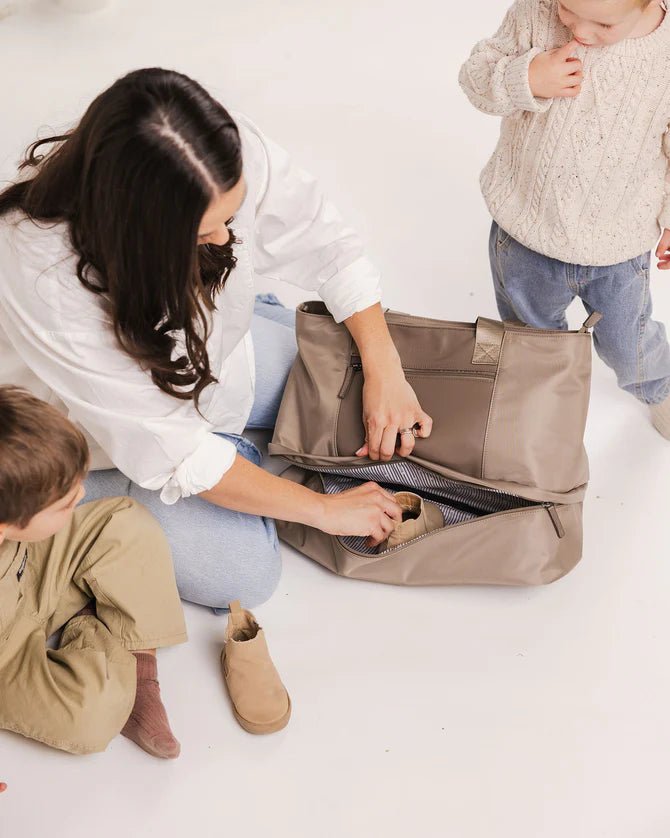 LOUENHIDE_MADDEN NYLON BABY BAG COFFEE _ MADDEN NYLON BABY BAG COFFEE _ Ebony Boutique NZ