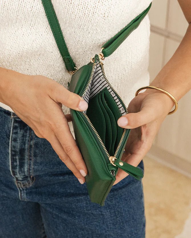 LOUENHIDE_SUKI PHONE BAG FOREST GREEN _ SUKI PHONE BAG FOREST GREEN _ Ebony Boutique NZ