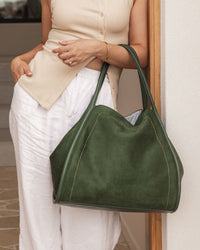 LOUENHIDE_SUTTON SHOULDER BAG FOREST _ SUTTON SHOULDER BAG FOREST _ Ebony Boutique NZ