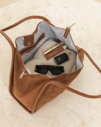 LOUENHIDE_SUTTON SHOULDER BAG TAN _ SUTTON SHOULDER BAG TAN _ Ebony Boutique NZ