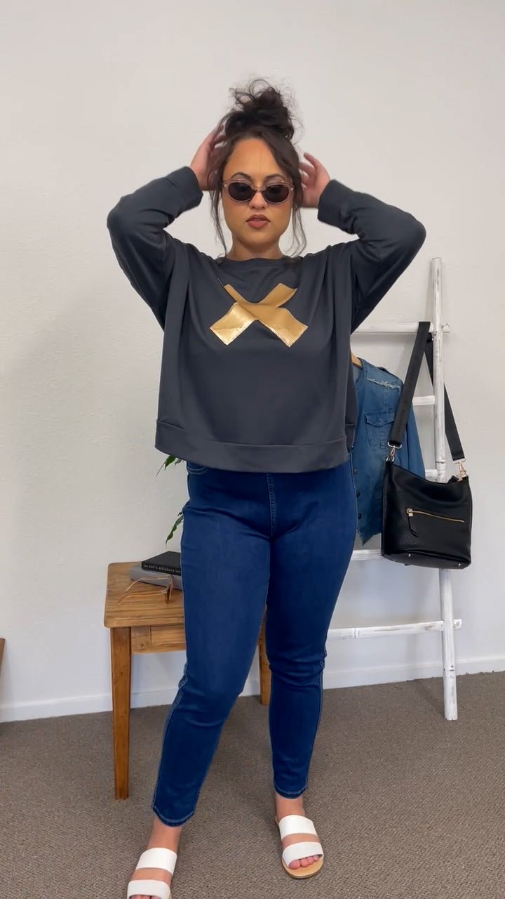 LOVE LILY_XAVIER SWEAT _ XAVIER SWEAT _ Ebony Boutique NZ