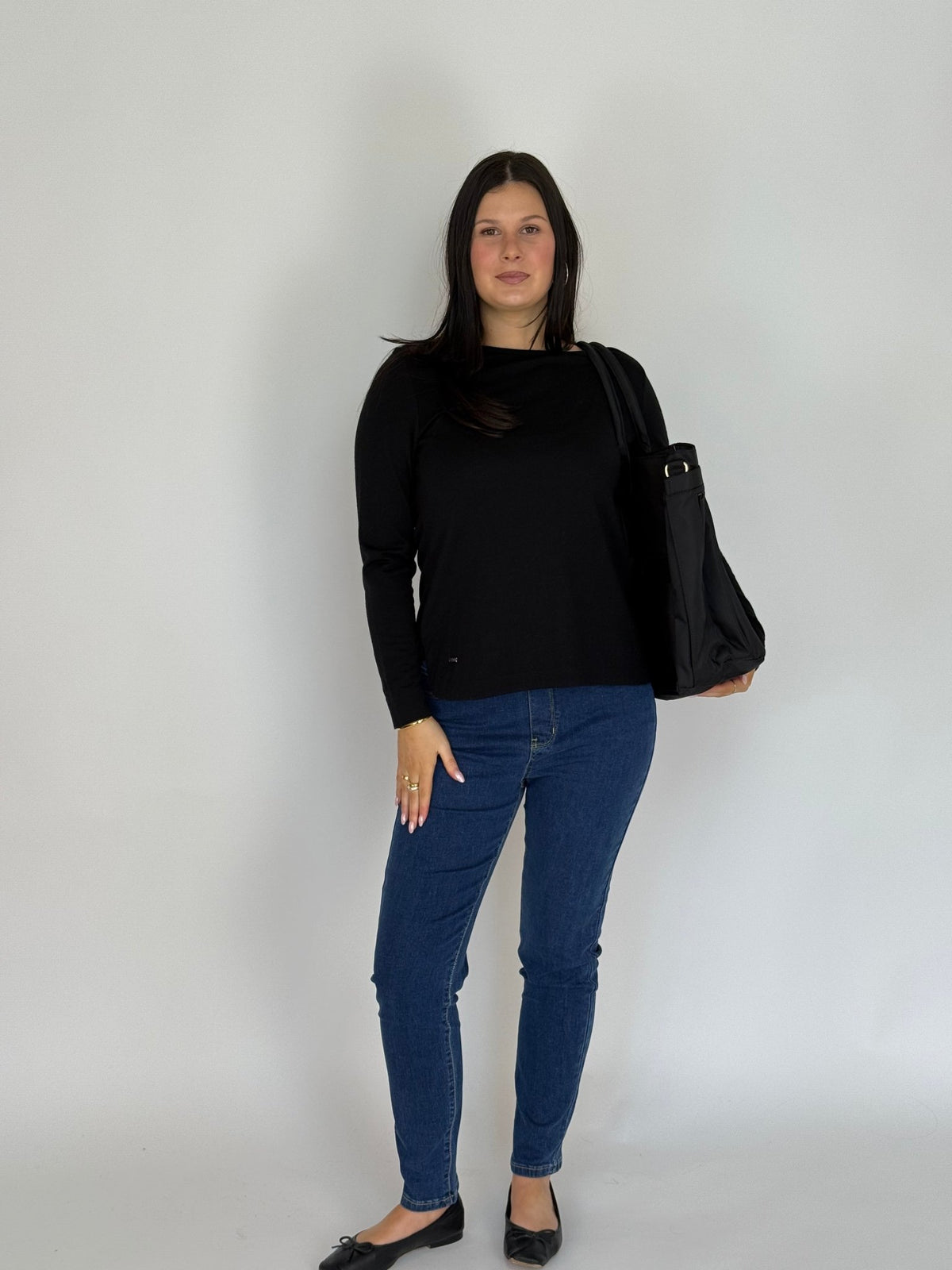 LOVEVOOK_AMY LAPTOP BAG BLACK _ AMY LAPTOP BAG BLACK _ Ebony Boutique NZ