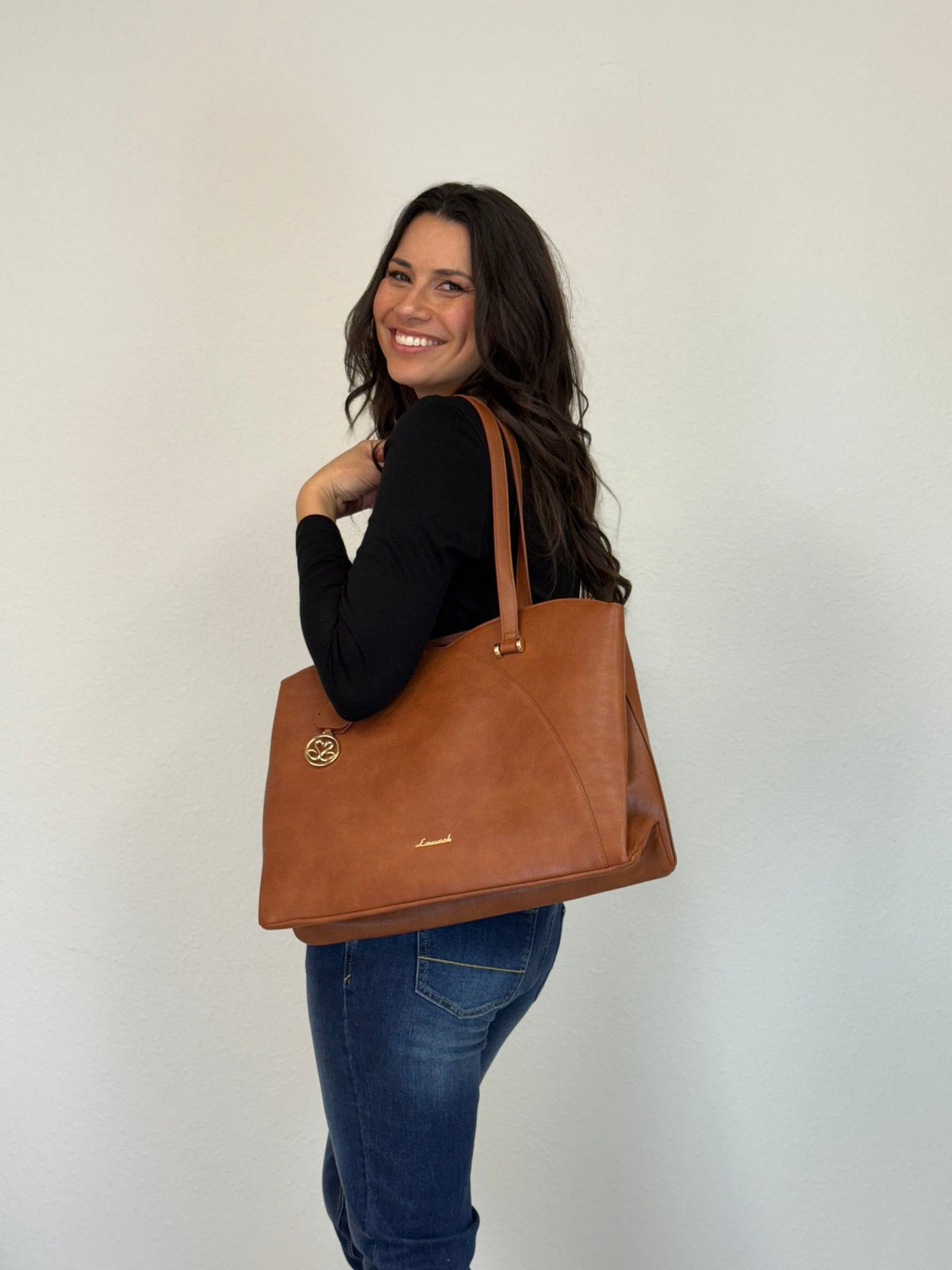 LOVEVOOK_SIENNA LAPTOP BAG TAN _ SIENNA LAPTOP BAG TAN _ Ebony Boutique NZ
