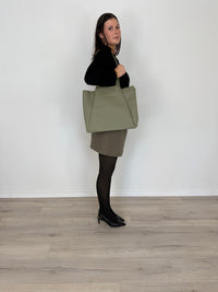 LOVEVOOK_SOPHIA LAPTOP BAG KHAKI _ SOPHIA LAPTOP BAG KHAKI _ Ebony Boutique NZ
