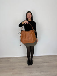REALER_RIDER BOHO SHOULDER BAG GOLDEN TAN _ RIDER BOHO SHOULDER BAG GOLDEN TAN _ Ebony Boutique NZ